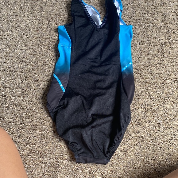 gk girls leotard - Picture 2 of 2